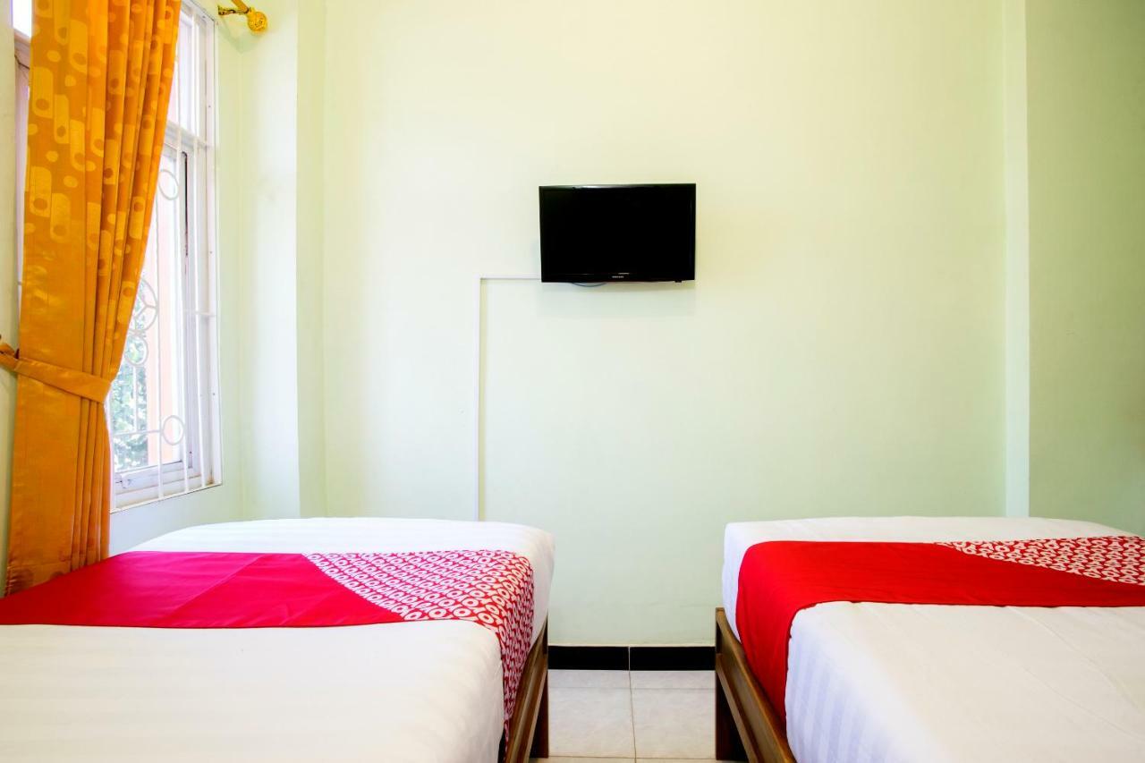 Oyo 1419 Rhona Guest House Syariah Yogyakarta Exteriér fotografie