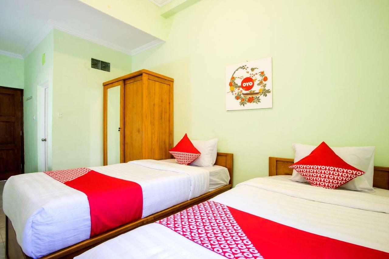 Oyo 1419 Rhona Guest House Syariah Yogyakarta Exteriér fotografie